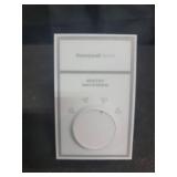 Honeywell Home CW200A Winter Watchman Temperature Alert Large