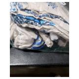 Moukeren 6 Pcs Winter Snowflake Dining Chair Covers Removable Washable Stretch Slipcovers Blue and White Chair Covers for Hello Winter Holiday Restaurant Farmhouse Kitchen Hotel Decor Supplies