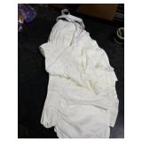 RIMELA Cream Bed Skirt King Size 12 Inch Drop, Wrap Around Elastic Adjustable Bedskirt, Soft Durable Fabric Machine Washable Easy to Install Bed skirting Dust Ruffle for Bed Frame & Box Spring