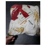 Christmas Throw Blanket Ultra Soft Snowflake Bed Blanket Xmas Flannel Fleece Blankets Ideal Gift Holiday Bed Blanket Lightweight Warm Cozy Fuzzy Plush Cabin Throw for Sofa Couch, Golden, 60 X 80