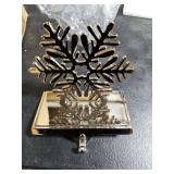 Jetika Christmas Stocking Holders for Mantle Set of 2, Snowflake Stocking Hanger for Mantel Weighted Heavy Metal Stocking Hook Stand for Fireplace Christmas Decorations Indoor Holiday Decor, 1-Pack