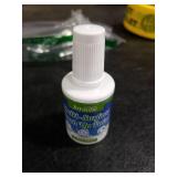 White Touch Up Paint, White Paint Pen Repair Scratches and Chips, White Furniture Touch Up Pen for Kitchen, Tile, Sink, Toilet, Bathtub, Furniture,30ml Semi-Gloss White Cabinet Touch Up Paint