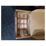 Chez JuJu Antique Gold Elegant Sturdy Guest Napkin Holder | Premium Disposable Paper Hand Towel Storage Tray Caddy | Classic Brass Vintage Bronze | Bathroom Kitchen Dining Table Wedding Party Decor