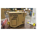 Portable Ice Cube Maker - Retail: $0