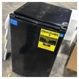 Keystone Energy Star 3.3-Cu. Ft. Single-Door Small Refrigerator with Full-Width Freezer Compartment, Compact Drink and Snack Mini Fridge for Dorm Room, Bedroom, Apartment, and Office in Black - Retail