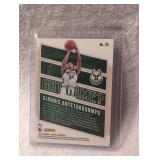 2019-20 Panini Mosaic Got Game? Giannis Antetokounmpo Card #25