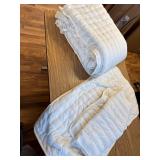 $50 WDCOZY Off White King Size Quilt Bedding Set with Shams, 104x90