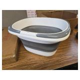 4.2 Gal Collapsible Plastic Bucket with Handle (Grey)