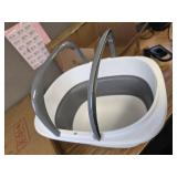 4.2 Gal Collapsible Plastic Bucket with Handle (Grey)