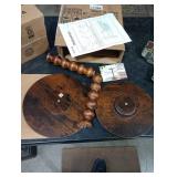 Fultyle Round Side Table, Small Drink Table for Small Spaces, Modern Accent Nightstand with Solid Wood Leg for Living Room, Bedroom, Corners, and Office (Rustic Brown)