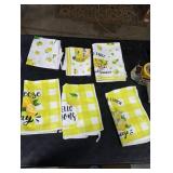 Tudomro 6 Pcs Christmas Lemon Kitchen Towels Lemon Themed Dish Christmas Cloth Hand Tea Towels Housewarming Gift for Home for Kitchen