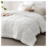 Bedsure King Comforter - Comforter King Size for All Season, Ultra-Soft Down Alternative & Prewashed Duvet Insert with 4 Tabs - Machine Washable, White, 90x102 Inches