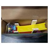 Montessori Toys for Toddlers, Children Race Track Toy with 4 Cars and 1 Wooden Parking Lot, Stable Base, Car Ramp Toy for 1 2 3 Year Old Boy Girl Gifts