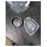 2 Pack Reptile Feeding Dish Corner Bowl, Reptile Water Dish Food Bowl Feeding Terrarium Bowls for Bearded Dragon Lizard Frog Gecko Tortoise Hermit Crab