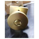 Kwikset Pismo Entry Door Knob with Lock and Key, Secure Keyed Handle Exterior Doorknob, Front Entrance and Bedroom, Satin Brass, Square, Pick Resistant SmartKey Rekey Security, Microban Protection