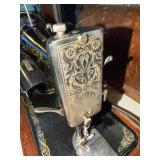 Antique Singer Sewing Machine in Case w/ Key