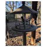 Metal Bird Feeder with Decorative Base