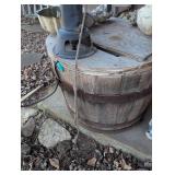 Cast Iron Hand Water Pump with Wooden Barrel Base