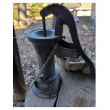 Cast Iron Hand Water Pump with Wooden Barrel Base