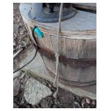 Cast Iron Hand Water Pump with Wooden Barrel Base