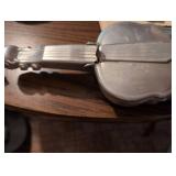 MCM Mount Vernon Ware Aluminum Violin-Shaped Silent Butler