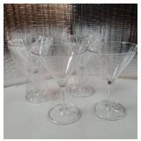Unbreakable Acrylic Plastic Martini Glasses (Set of 4, 10 oz) with Elegant Gift Bag, Shatterproof Reusable Cocktail Glasses Cups, BPA-Free Clear Outdoor Drinkware for Party, Poolside, Bar - Retail: $2