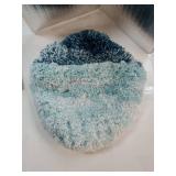 Soft Microfiber Bathroom Toilet Lid Cover, Machine Washable Seat Covers, 17.5 x 15, Stays in Place Rubber Backing, Fits Most Round, Elongated and Oblong Lids, Accessories Decor, Peacock Blue - Retail: