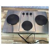 Retails for $130! Cusimax Hot Plate Electric,Countertop Infrared Triple Burner with 7 Ceramic Glass Cooktop,Electric Hot Plate for Cooking,11 Level Temperature Setting