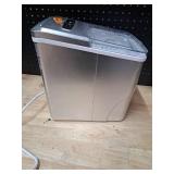 Insignia Portable Ice Maker Model NS-IMP26SL0