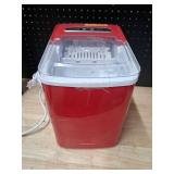 Insignia 26lb Portable Ice Maker NS-IMP26RD2. Appears to work. Needs to be cleaned.