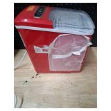 Insignia 26lb Portable Ice Maker NS-IMP26RD2. Appears to work. Needs to be cleaned.