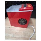 Insignia 26lb Portable Ice Maker NS-IMP26RD2. Appears to work. Needs to be cleaned.