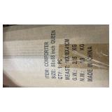 White queen comforter