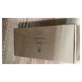 Utehilly 3pcs Large Christmas Bows Velvet Red Bows Holiday Red Christmas Bows Decorations for Wreath Velvet Bows Decor for Christmas Tree Topper, Front Door, Outdoor(14 * 12 inch)