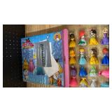 Advent Calendar for Girls Princess Deformation Toy 24 Days Countdown Calendars Princess Transformable Toys and Decorate Ideal for Christmas Countdown and Fun Play Party Favor, Xmas Gifts, Classroom Pr