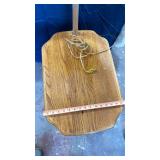 Oak Magazine Rack Side Table with Adjustable Lamp