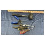 Mixed Hand Tool Set with Rubber Mallet