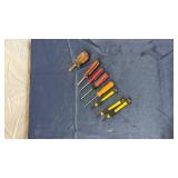 Mixed Screwdriver Set with Colored Handles