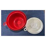 Tupperware Strainer Set Red and White