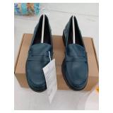 Amazon Essentials Womens Penny Loafer Size 5.5