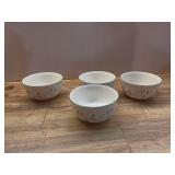 Winterberry Set of 4 Deep Soup Cereal Bowls