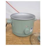 Bella 1.5qt Slow Cooker Seaglass (See Details)