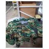 DoCred Ghillie Suit, 3D Camouflage Hunting Apparel 5 in 1 Ghillie Suit Including Jacket, Pants, Hood, Carry Bag, Camo Hunting Clothes M/L