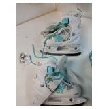 Snowflake Adjustable Ice Skates for Girls, Kids Ice Skates for Toddlers Youths, Beginner Ice Skating Shoes for Outdoor and Rink, Warm Lining and Reinforced Ankle Support, White - Retail: $50