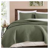 Queen Quilt-3 Pieces Lightweight Bedspreads Olive Green Queen Size Quilt Bedding Set for All Seasons, Soft Summer Coverlet with 2 Pillow Shams Suitable for Bed & Couch - Retail: $50
