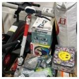 Pallet of misc items in various conditions