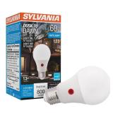 Sylvania Dusk to Dawn A19 LED Light Bulb with Auto On/Off Light Sensor, 60W=9W, 800 Lumens, 5000K, Daylight - 1 Pack (41289)