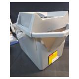 Rubbermaid Commercial Products, 15-Quart Lightweght Pail/Mop Bucket with Mop Strainer/Wringer Combo, Gray, Heavy Duty Mopping/Cleaning for Professional/Janitorial Use