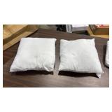 EDOW Throw Pillow Inserts, Set of 2 Lightweight Down Alternative Polyester Pillow, Couch Cushion, Sham Stuffer, Machine Washable. (White, 18x18) - Retail: $0