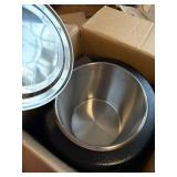 $85 YBSVO 11 Qt Round Black Countertop Kettle Warmer - 120V, 400W